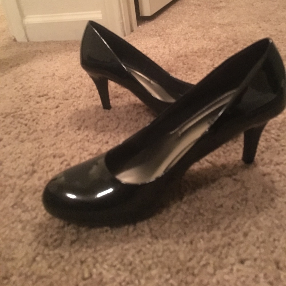 Black heels
